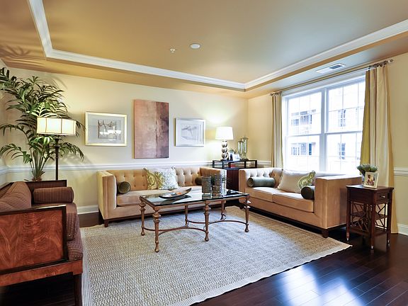 3rd image of 127 Four Seasons Dr #414
