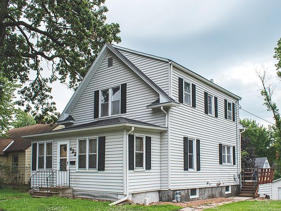2nd image of 422 Columbus Ave