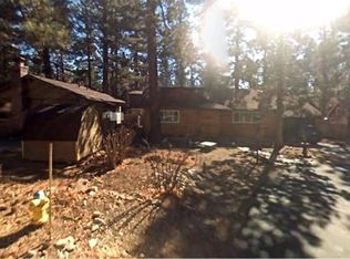 39205 Mohawk Dr, Fawnskin, CA 92333