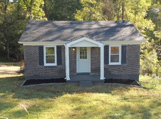 671 Peachers Mill Rd, Clarksville, TN 37042