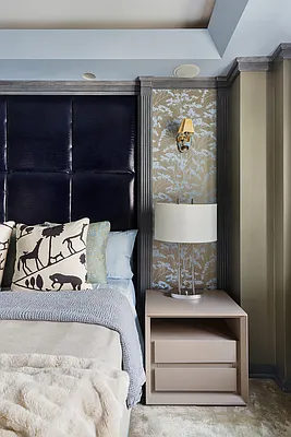 Sold by Compass | media 18