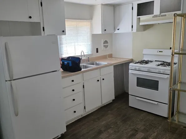 1901 Boyd Dr Trailer 39, Carlsbad, NM 88220