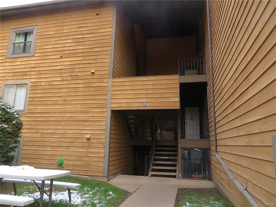 1st image of 573 Village Blvd N
