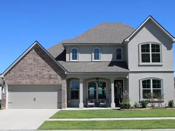 7452 Scarlet Oak Dr, Gonzales, LA 70737