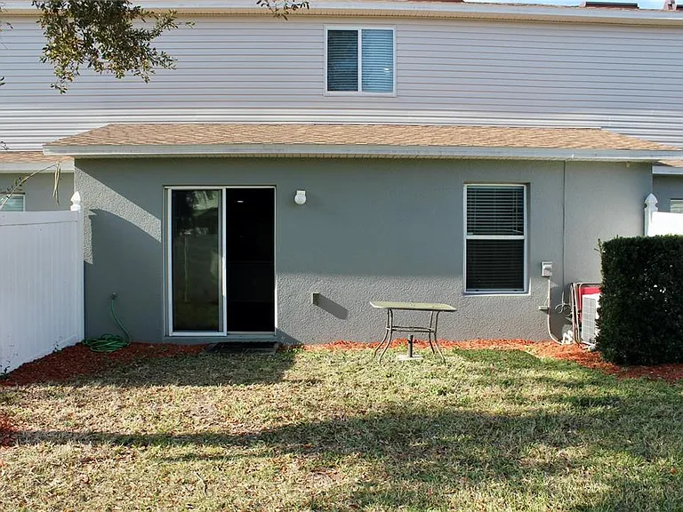 1017 Chalcedony St — Photo 36