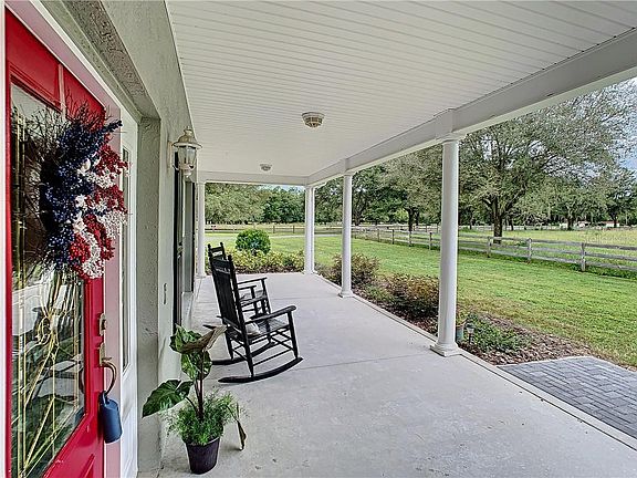 3rd image of 12713 Saint Frances Ln