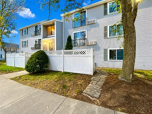 3 Village Rock Ln #3 Photo 1