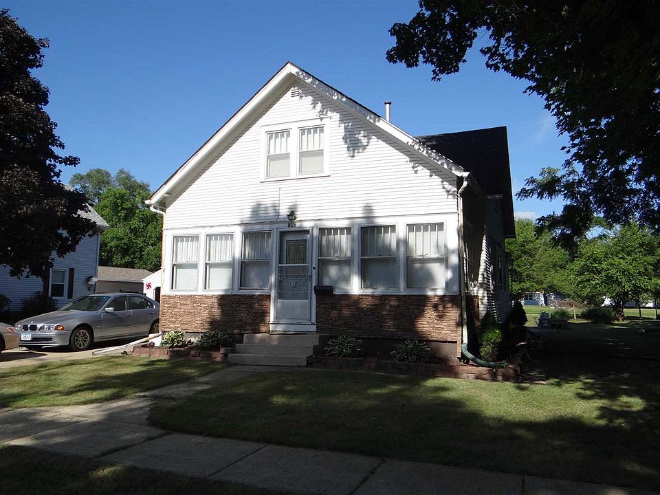 1st image of 808 N 10th St