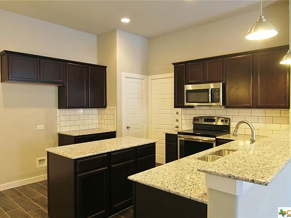 3rd image of 534 Creekside Frst