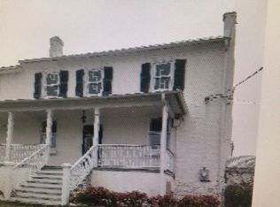 7681 N Lee Hwy, Raphine, VA 24472