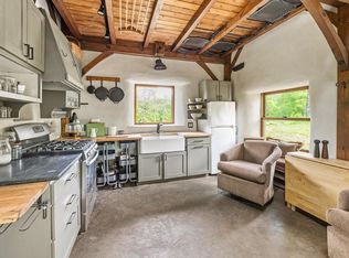 417 Maple Hill Rd, Arlington, VT 05250