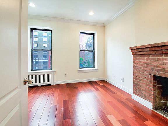 3rd image of 400 E 63rd St APT 4C
