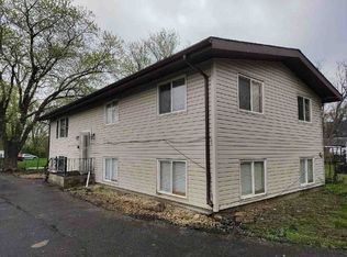 1605 S Desplaines St, Joliet, IL 60436