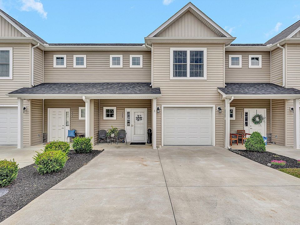 1st image of 249 Louise Ln
