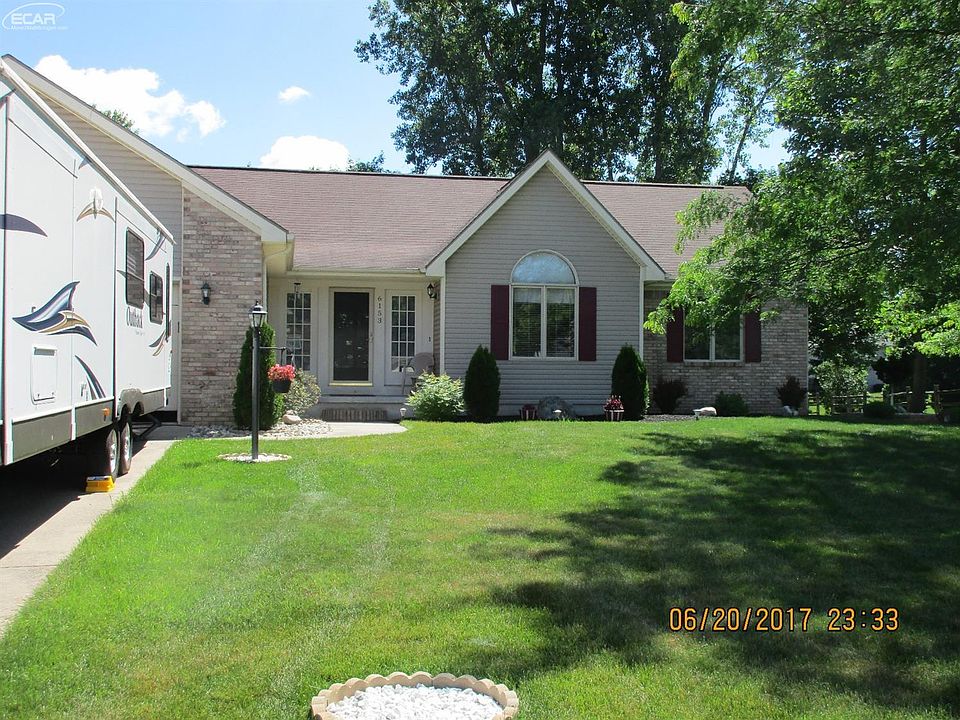 1st image of 6153 Greenview Ct