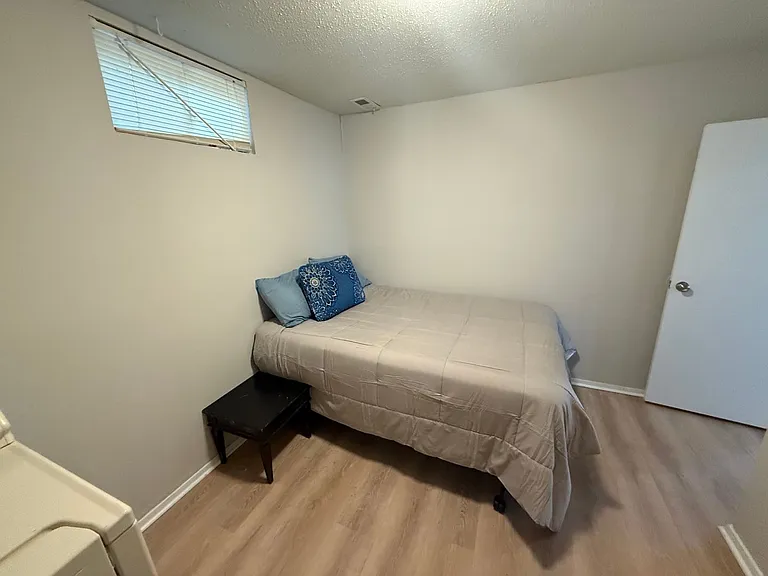 205 Wheaton Ct — Photo 23