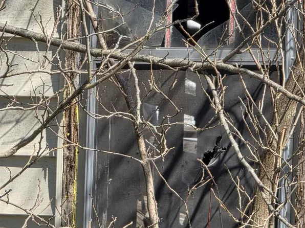 10108 Mayfair Dr, Saint Louis, MO 63136