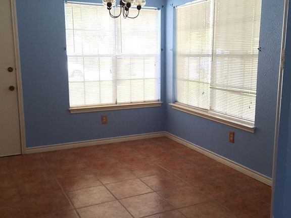5th image of 11305 Dew Creek Cir