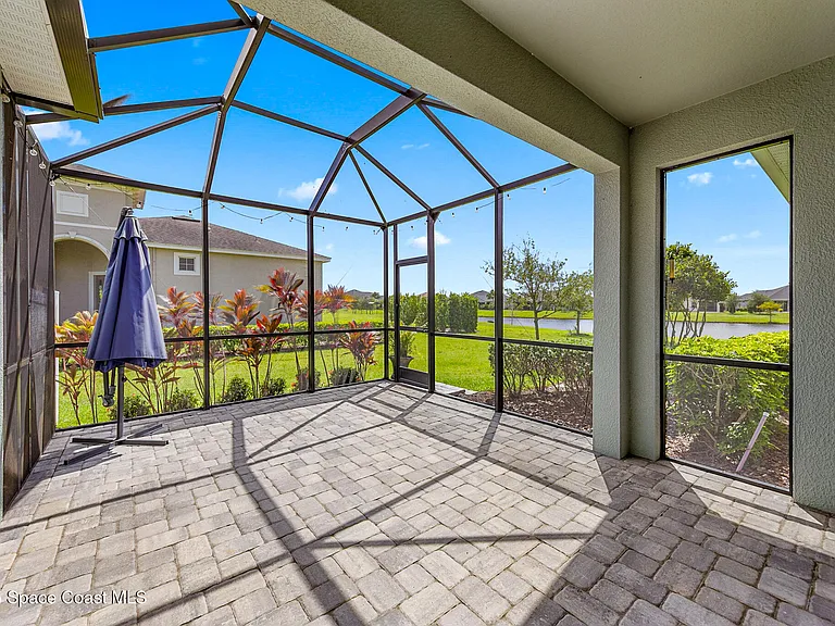 7544 Loren Cove Dr — Photo 8