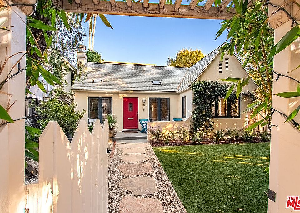 816 Venezia Ave, Venice, CA 90291 | Zillow