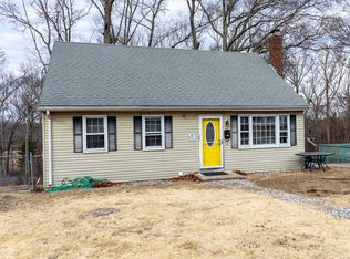 33 Roanoak Ave, Willimantic, CT 06226