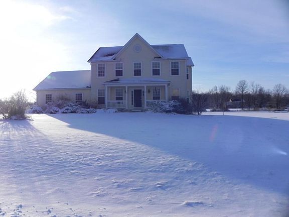 2nd image of 100 Ballylinn Ln