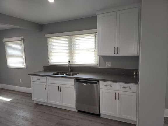 5th image of 218-224 W Olive St #218-01