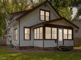 739 Lincoln Ave NW, Faribault, MN 55021