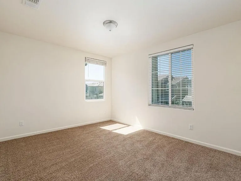 6135 E Bishop Ln — Photo 17