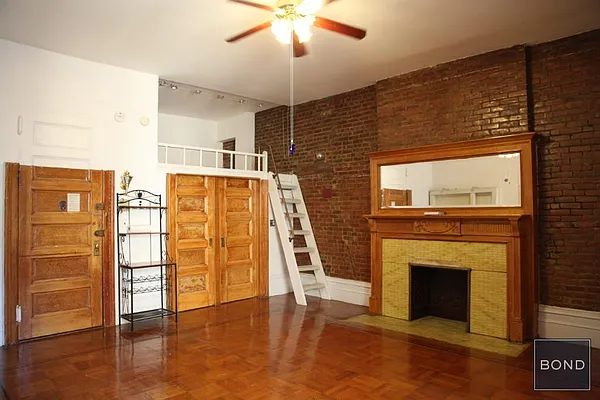 Rented by Bond New York | media 16
