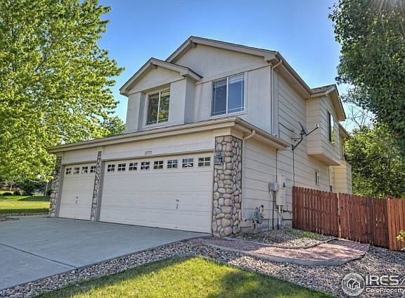 3-car garage