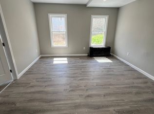 17 Reynolds St #1, New Bedford, MA 02740