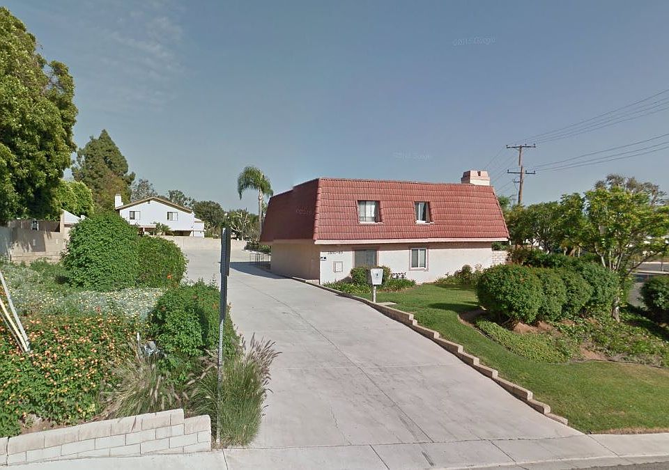 1st image of 2859 N Palm Ave #5