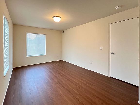 5th image of 7468 Redwood Blvd #330