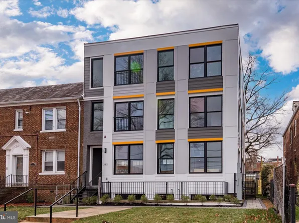 232 Hamilton #3, Washington, DC 20011
