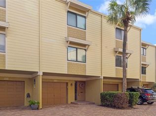 406 Sandy Hook Rd, Treasure Island, FL 33706