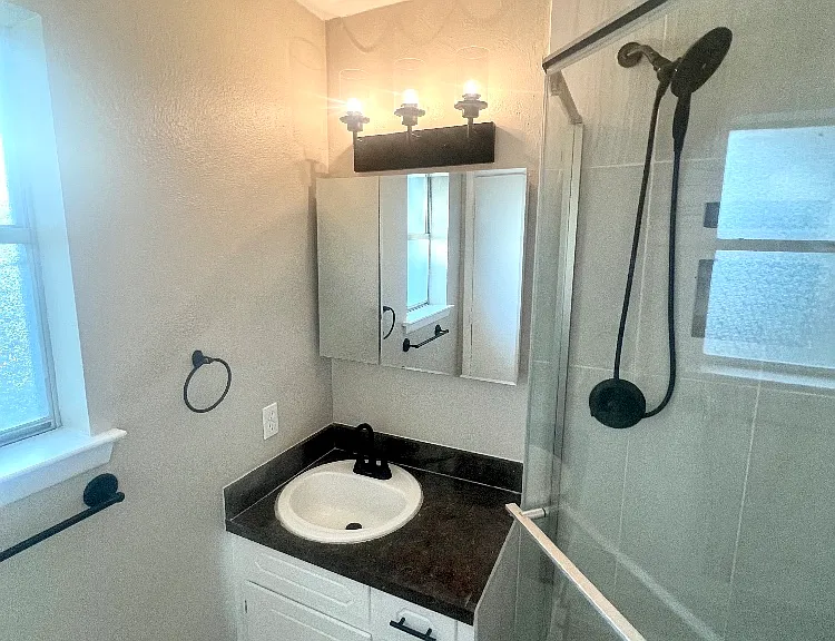 7413 Meadow Dale Dr — Photo 13