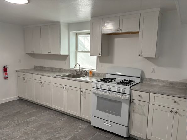 72 Benson St APT 3