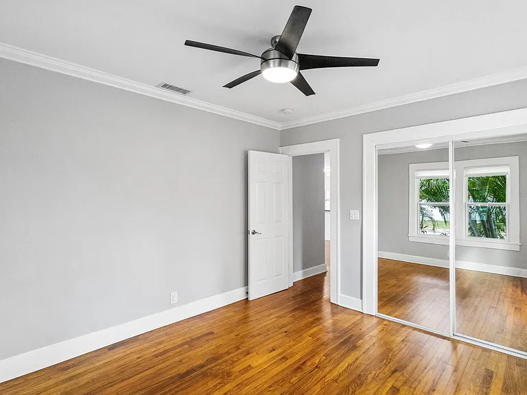 Second bedroom