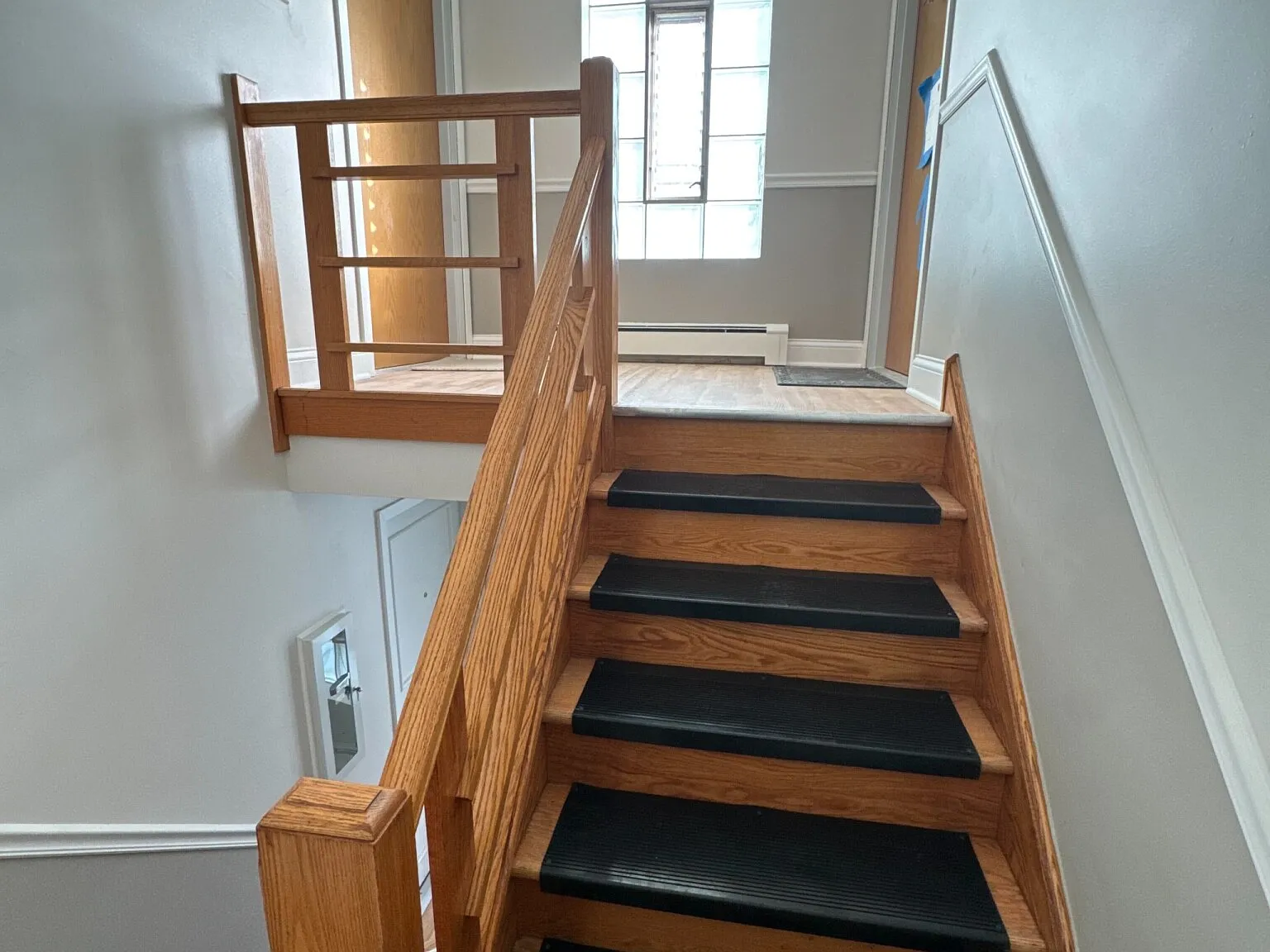 2 bed, 1.0 bath, 1000 sqft, $1,975 — Photo 3
