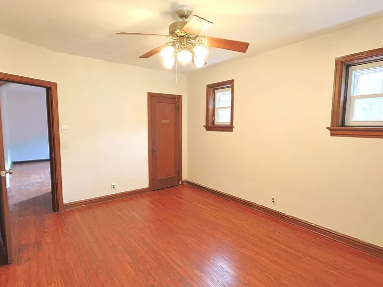 3754 Dunnica Ave — Photo 32