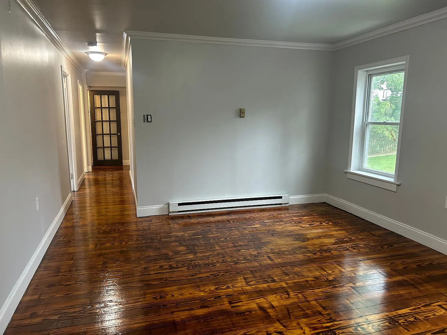 Newly Renovated 2 bedroom in Lancaster City - Spacious Storage Unit Included! — Photo 3