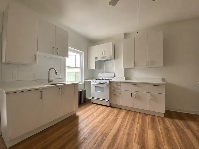 944 N 4th St #2A — Photo 7