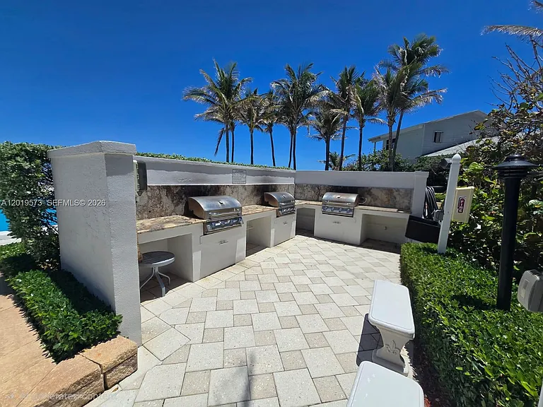 5200 N Ocean Dr #1105 — Photo 31