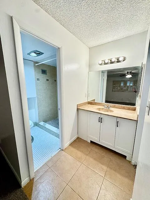 3300 Spanish Moss Ter #302