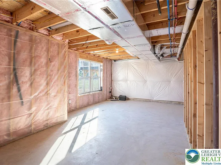 3740 Samantha Ln — Photo 40