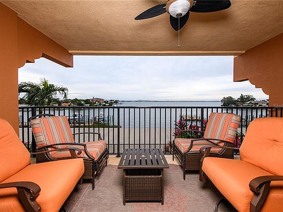 4th image of 5301 Gulf Blvd APT B303