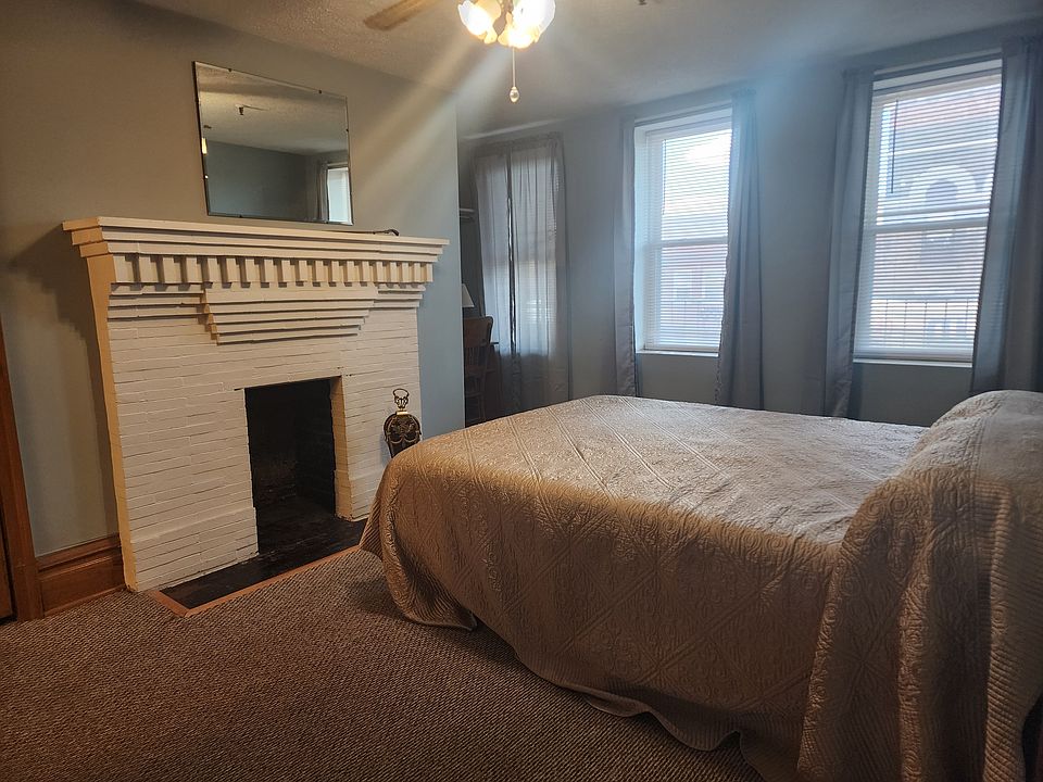 2nd image of 11 W Main St #10