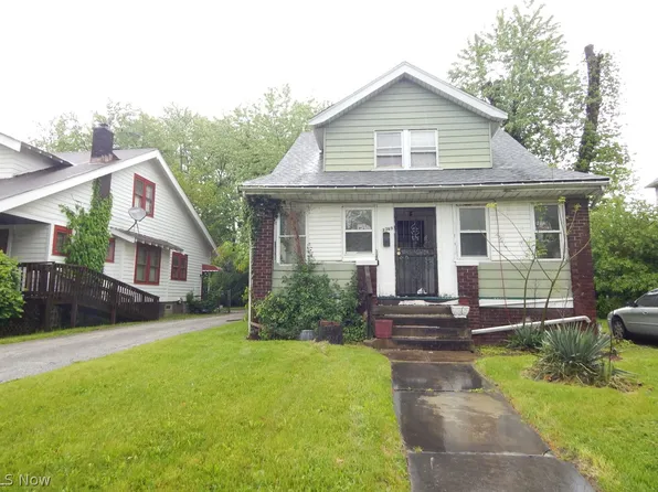 3389 Martin Luther King Jr Dr, Cleveland, OH 44104
