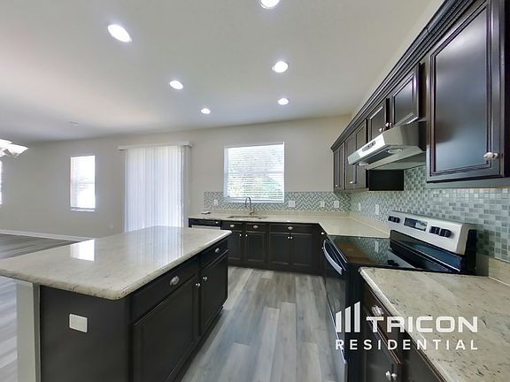4th image of 4044 Festival Pointe Blvd